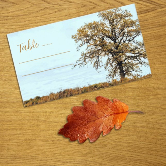 Rustic Oak Tree Autumn Wedding Platzkarte (Von Creator hochgeladen)