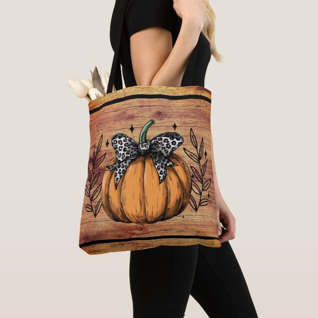 Rustic Pumpkin Fall Foliage Tasche (Von Nahem)