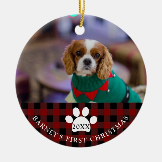 Rustic Red überprüfte Hundes erstes Weihnachtsfest Keramik Ornament (Vorne)