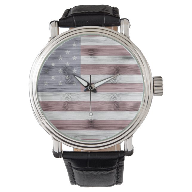 Rustic Red White Blue Wood USA Fahne Amerika Armbanduhr (Vorderseite)