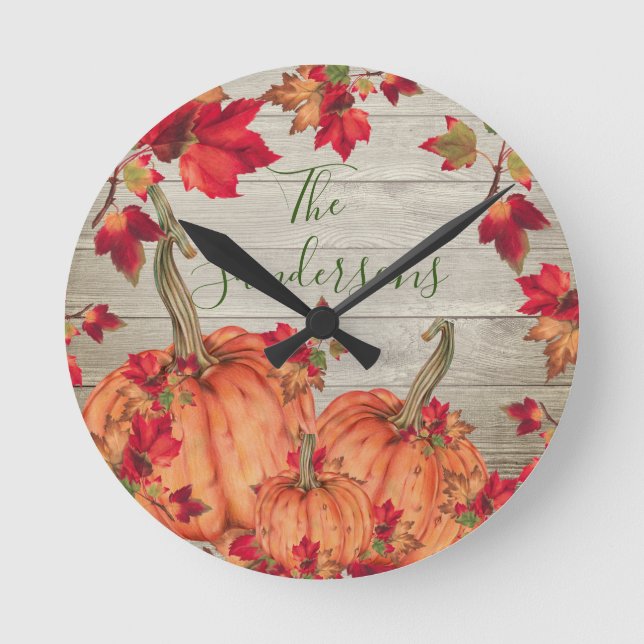 Rustic Wood Autumn Orange Pumpkins Fall Leaves Runde Wanduhr (Vorderseite)