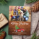 Rustic Wood Brush Script Vintag LKW Weihnachten Postkarte<br><div class="desc">Rustikales Holz Pinselschrift Wasserfarbe Vintager roter LKW mit Weihnachtsbaum Postkarte</div>
