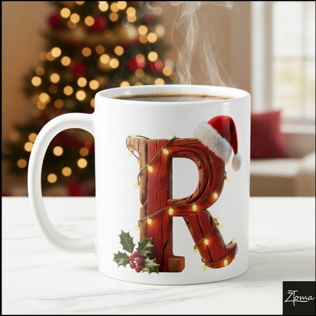 Rustic Wood Christmas Letter R String Lights Kaffeetasse (Von Creator hochgeladen)