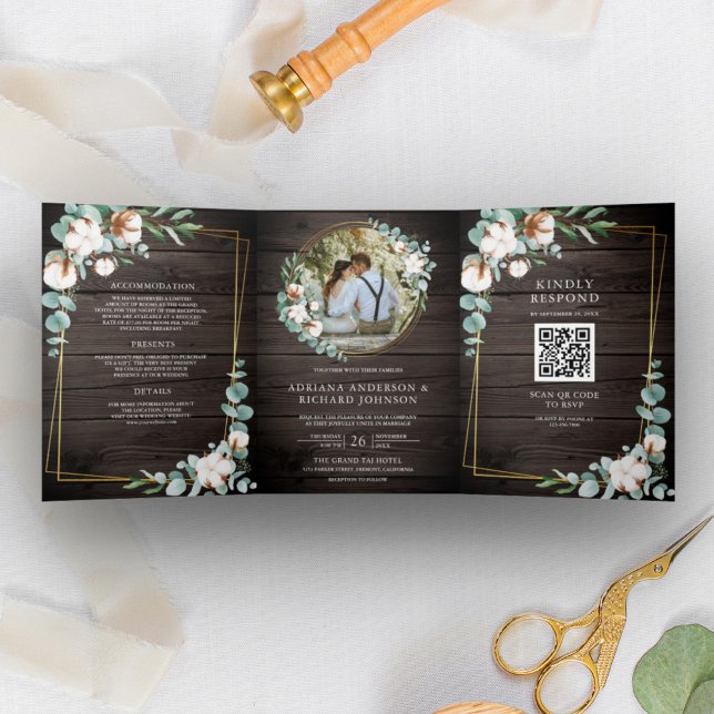 Rustic Wood Gold Cotton Eukalyptus QR Code Hochzei Dreifach Gefaltete Einladung (Von Creator hochgeladen)