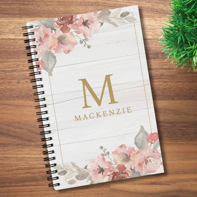 Rustic Wood Pink Floral Watercolor Monogram Notizbuch (Von Creator hochgeladen)