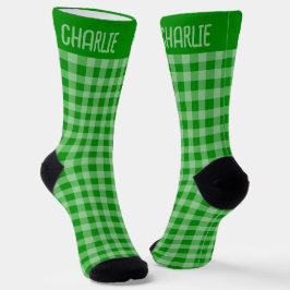 Rustik grün kariert mit individuellem Namen auf Gi Socken