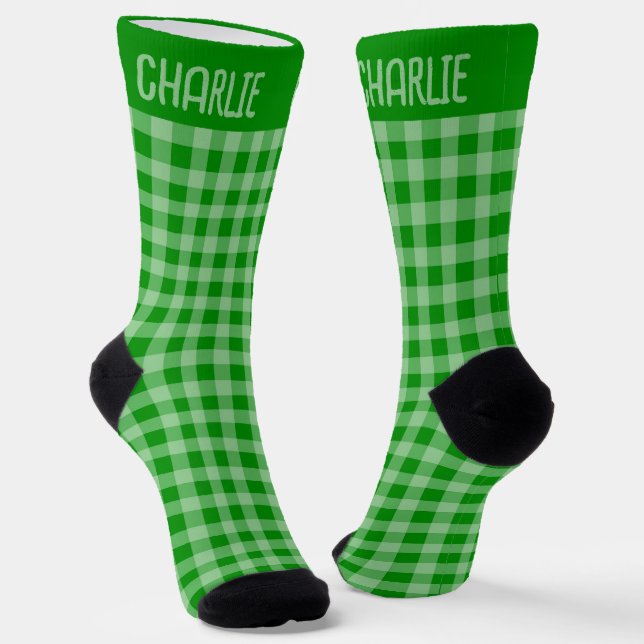 Rustik grün kariert mit individuellem Namen auf Gi Socken (Gewinkelt)