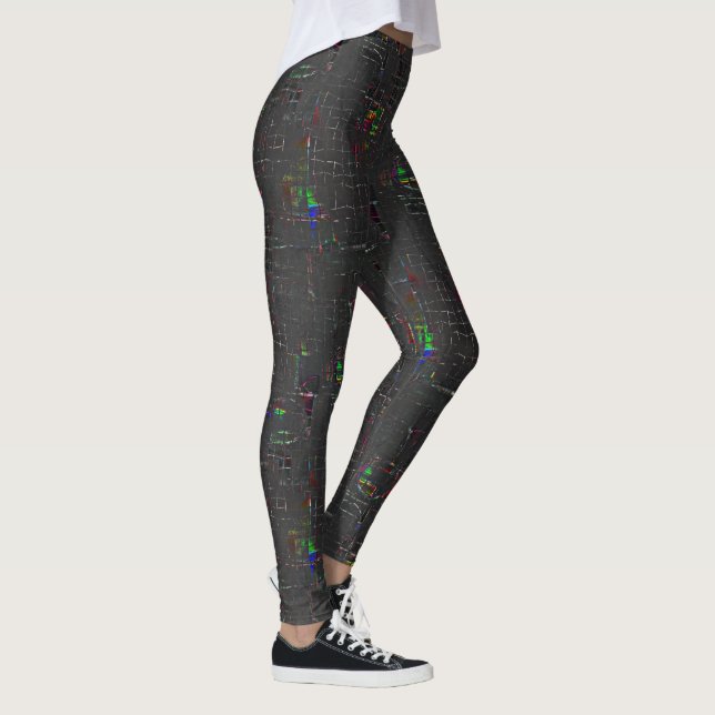 Rustikal gezeichnet in der Nacht in Dunkelheit bis Leggings (Rechts)