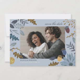 Rustikal staubblauer Herbst Blätter Hochzeit im He Save The Date