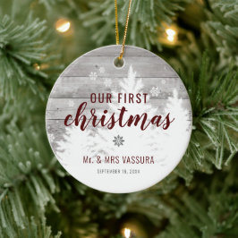 Rustikal Unsere erste Weihnachtsfrau Mr. und Mrs.  Keramik Ornament