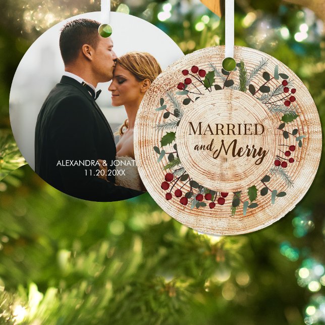 Rustikale Bäume klingeln Verheiratet und fröhliche Ornament Aus Metall (Married and Merry metal rustic newlywed wedding photo ornament)