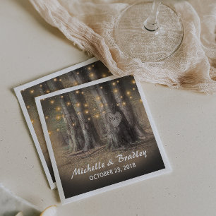 Rustikale Bäume und Lichter Serviette