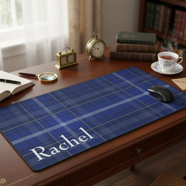 Rustikale blaue und weiße Karierte Monogramm Schreibtischunterlage (Von Creator hochgeladen)