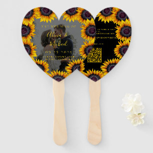 Rustikale, blumengeschmückte Gastgeschenk Hochzeit Fächer