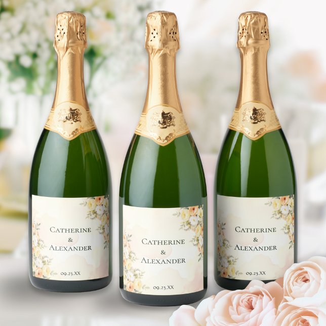 Rustikale, blumengeschmückte Hochzeiten, maßgeschn (Custom labels for your reception sparkling wine, personalized with couple's names and wedding date)