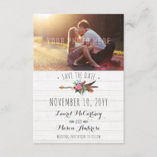 Rustikale Bohemische Arrow-Hochzeit speichert das  Save The Date