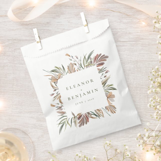 Rustikale Botanische Erdtöne Hochzeitsnamen nach M Geschenktütchen (Ausgeschnitten)