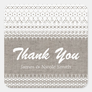 Rustikale Burlap- und elegante Spitzen-Gastgeschen Quadratischer Aufkleber