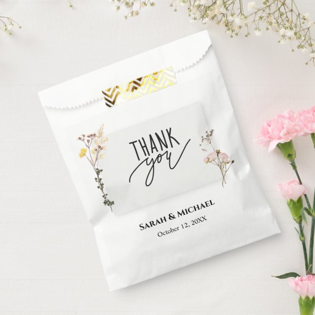 Rustikale Dankes-Hochzeit mit gepressten Blumen  Geschenktütchen (Versiegelt)