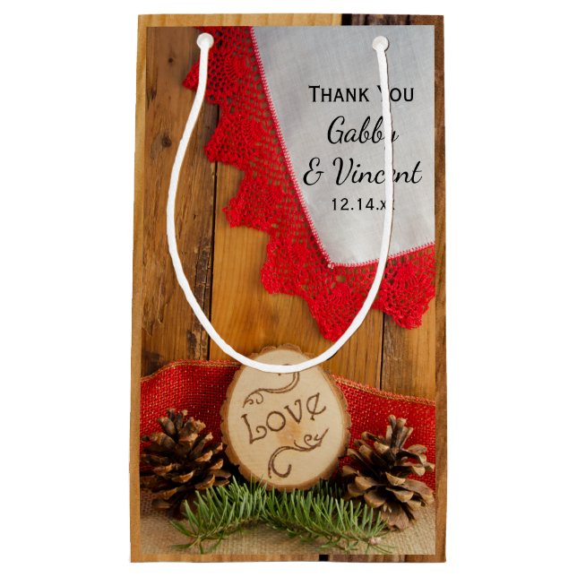 Rustikale das Wedding Kiefern und rote Spitze-Holz Kleine Geschenktüte (Vorderseite)
