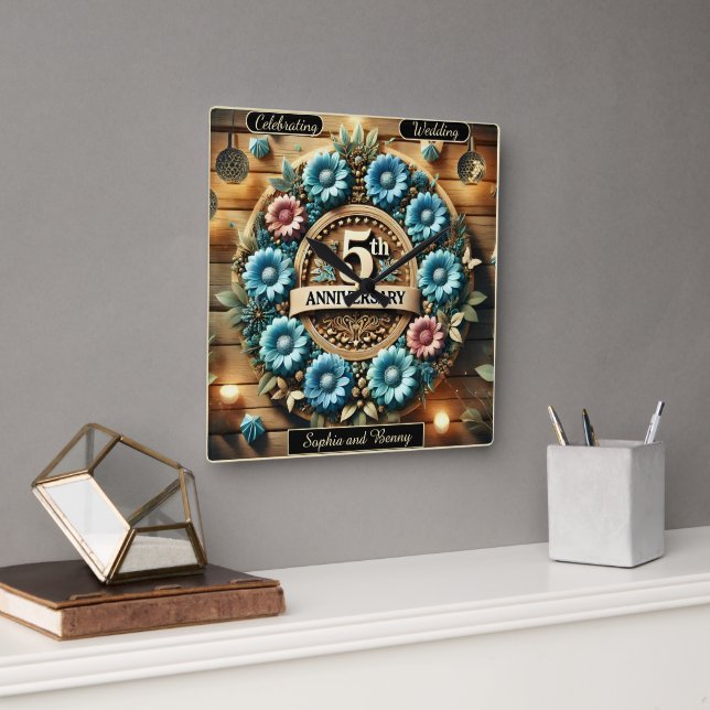 Rustikale Eleganz: Jubiläum, Blumengestalt Quadratische Wanduhr (Büro)