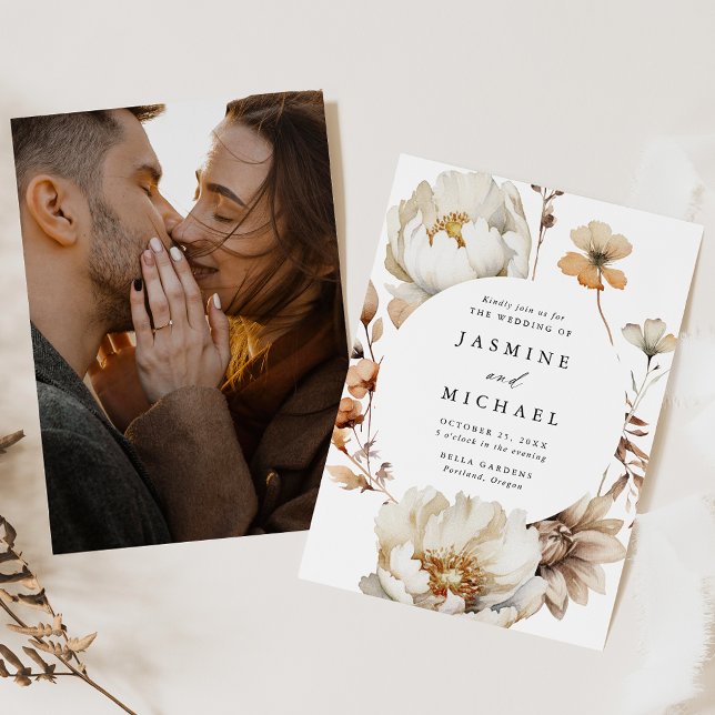 Rustikale Foto-Hochzeitung des Blumenkreises im He Einladung (Von Creator hochgeladen)