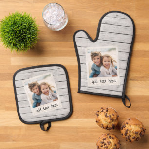 Rustikale Foto-Rahmen mit Shiplap-Hintergrund druc Ofenhandschuh & Topflappen-Set