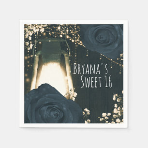 Rustikale glänzende Laternenleuchte Blau Schwarze Serviette