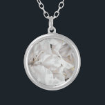 *~* Rustikale Grunge Azalea Blume Weiße AP40 Versilberte Kette<br><div class="desc">(Suche nach AP 40 für ähnliche Objekte) - Silberplatten INTENTION NECKLACE Schmuck mit Absicht (r) FLORAL AZALEA BLUME NEUTRAL WEISSE ROMANTIK * Energetisch Enhanced Floral Weiß Blume , Natur , Digital Painting Künstlerische künstlerische populäre Moderne Elegant Creative Einzigartige Digital Watercolor Art Floral Rose Rounge Soft Weiß Eingeschränkte Azalea-Blume, die hauptsächlich...</div>