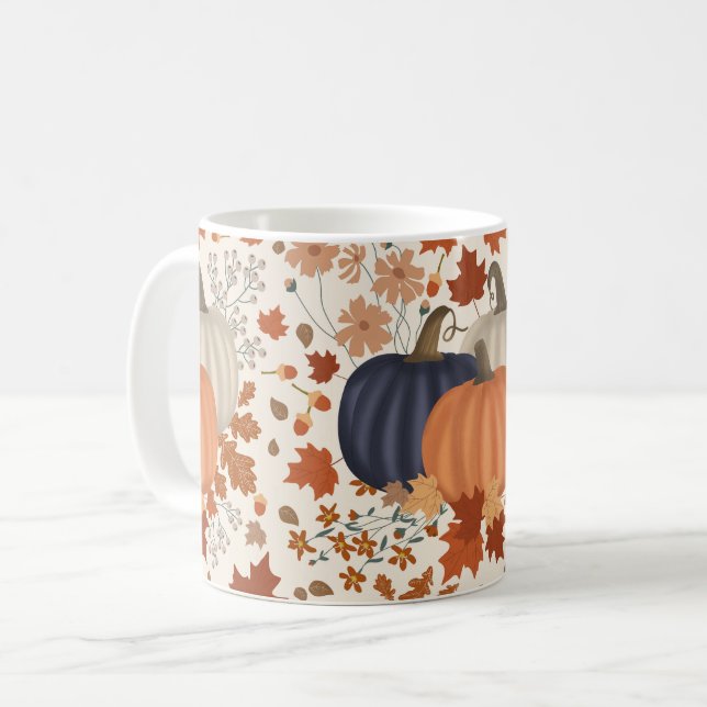 Rustikale Herbstpumpen Wildblumen Blätter Kaffeetasse (Vorderseite Links)