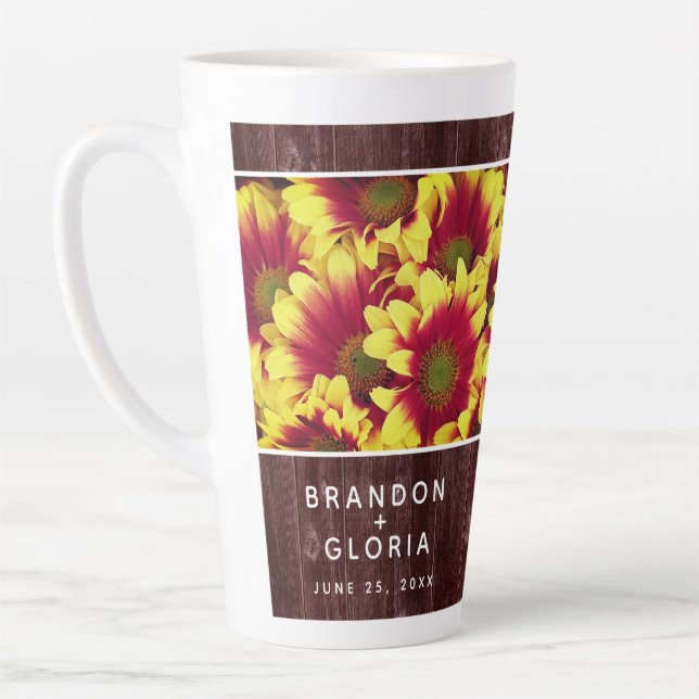 Rustikale Herbstsonnenblumen auf Zaunhochzeit Milchtasse (Links)