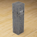 rustikale Hochzeit graues Scheunenholz Hochzeit Wein-Geschenkverpackung<br><div class="desc">Einladungen zur Hochzeit in grauem Scheunenholz. Rustikale Hochzeitsfavoriten auf dem Land.</div>