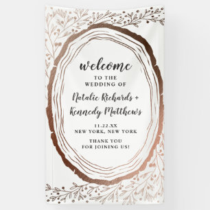 Rustikale Hochzeit im Herbst aus Holz mit dünner K Banner