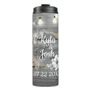 Rustikale Hochzeit in Stringbeleuchtung Thermosbecher