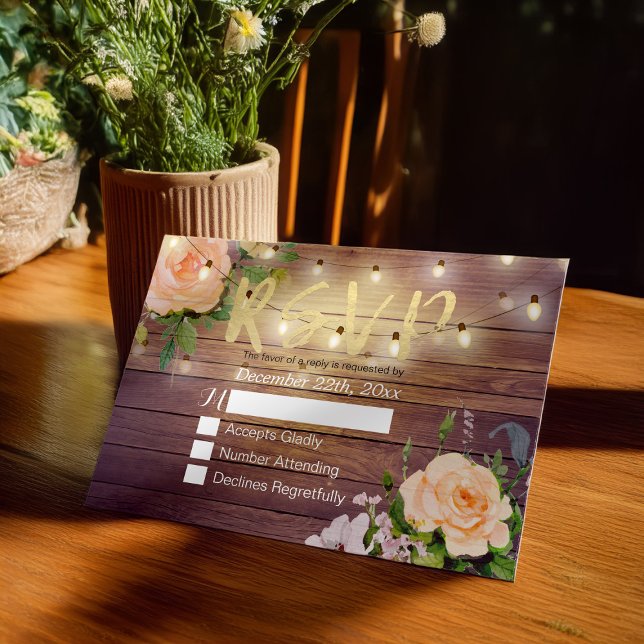 Rustikale Holzblumen-String Light Wedding RSVP Ant Karte (Von Creator hochgeladen)