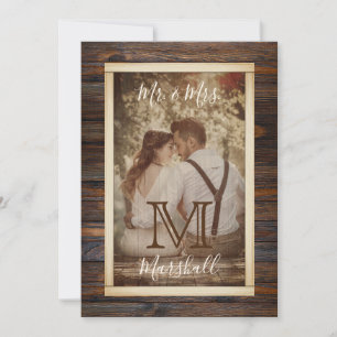 Rustikale Holzton-Monogramm-Hochzeits-Einladung Einladung