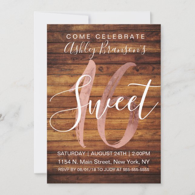 Rustikale Imitat Rose Gold Foil Wood Sweet 16 Einladung (Vorderseite)