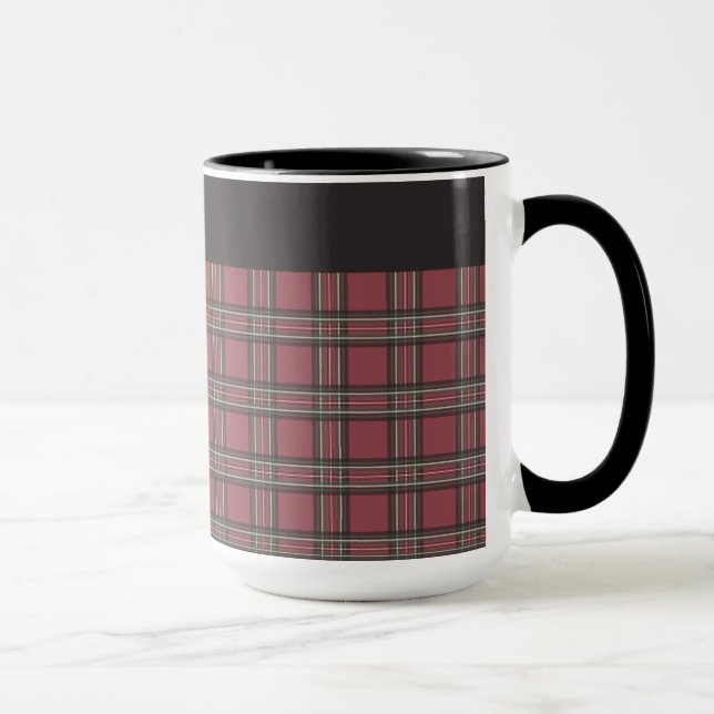 Rustikale Karierte Tasse in Rot und Schwarz (Rechts)