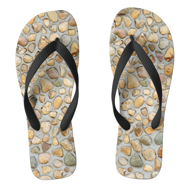 Rustikale Kieselsteinmauer  Flip Flops (Fußbett)
