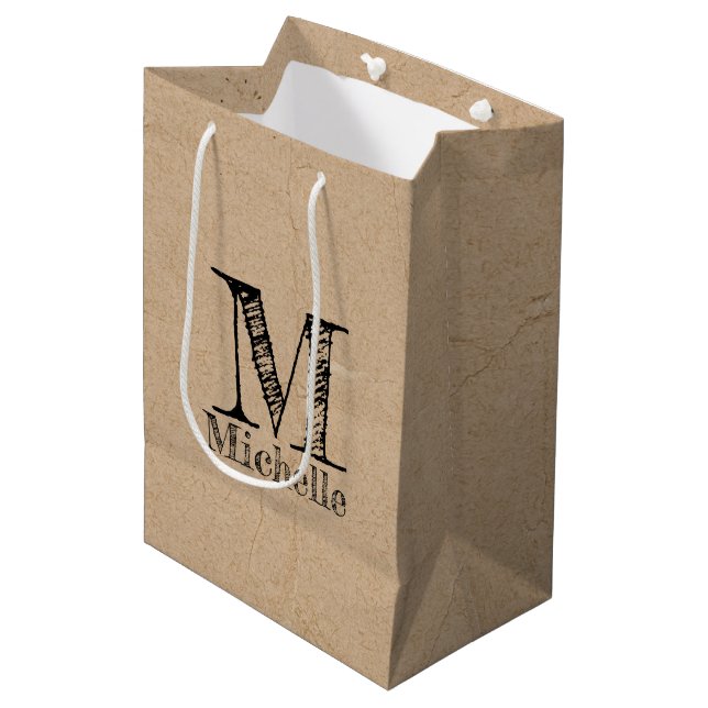 Rustikale Kraft-Papierschau-Monogramm Mittlere Geschenktüte (Vorderseite Schrägansicht)