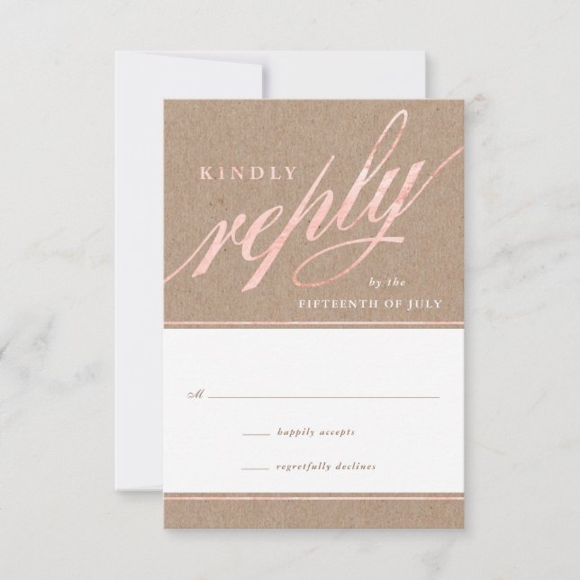 Rustikale Kraft- und Rose-Gold-Script-Antwortkarte RSVP Karte (Vorderseite)
