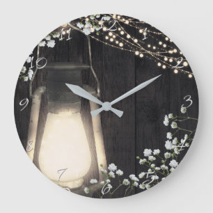 Rustikale Laternenbeleuchtung & Baby-Atem-Blumen Große Wanduhr