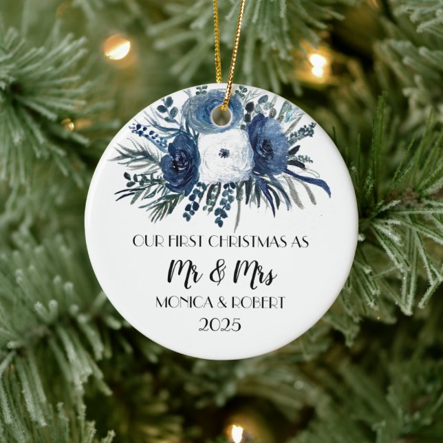 Rustikale Navy Blue Floral Rose Erste Weihnachten Keramik Ornament (Baum)