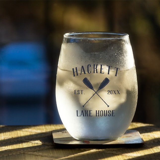 Rustikale Navy-Familie Name Lake House Oars Weinglas Ohne Stiel (Von Creator hochgeladen)