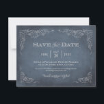 Rustikale Navy Vintager Weinberg Hochzeit Save The Date<br><div class="desc">Diese feierliche Hochzeit speichern Sie die Datumskarte mit einem Vintagen Weinetikett-Design. Rustikale,  von Hand gezeichnet Skizzen von Blätter der Weinrebe bilden den Rahmen für die wichtigsten Details. Auf der Rückseite erscheint ein einfach geblüht Monogramm. Marineblau und Platin grau Farbschema.</div>