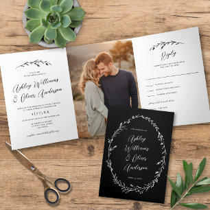 Rustikale Schwarz-weiße Wildblume Boho Foto Weddin Dreifach Gefaltete Einladung