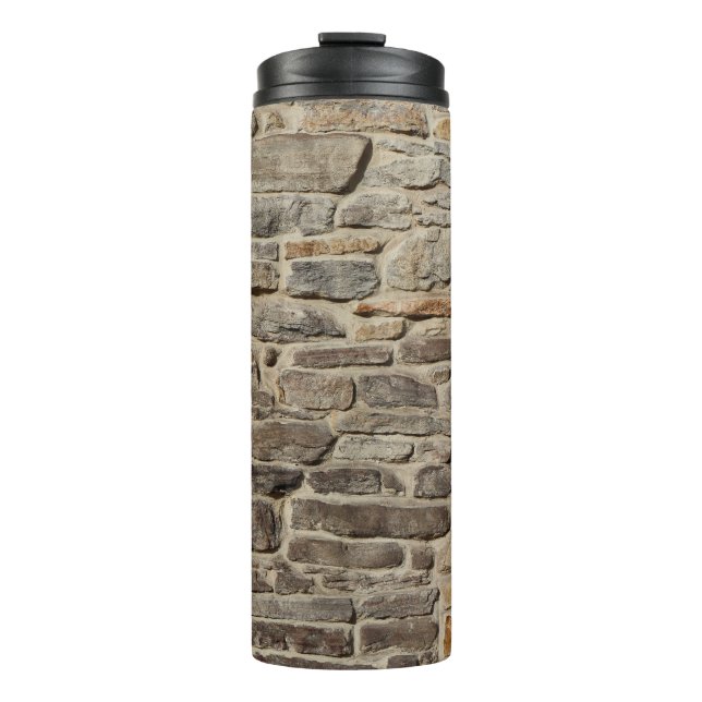Rustikale Steinmauer, strukturierte Dekoration Thermosbecher (Vorderseite)