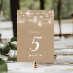 Rustikale Streichellichter, doppelseitige Hochzeit Tischnummer<br><div class="desc">Kostbare gedruckte Hochzeitskarten mit einer einfachen DIY-Vorlage für die Anpassung. Dieses rustikale Design besticht durch leuchtende Saitenlichter und Maurerkrüste auf einem Imitat aus Kraftpapier. Personalisieren Sie jede benötigte Tischnummer und fügen Sie sie Ihrem Warenkorb individuell hinzu (beachten Sie: Wenn Sie eine große Anzahl von Karten zu Ihrem Warenkorb hinzufügen, wird...</div>