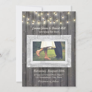 Rustikale String Lights Barn Wood Foto Hochzeit Einladung