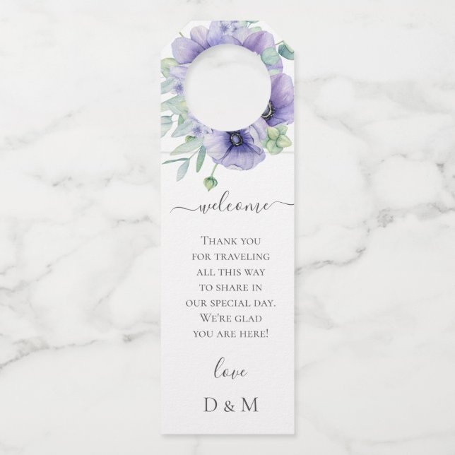 Rustikale Violet Summer Wild Floral Wedding Flaschenanhänger (Vorderseite)